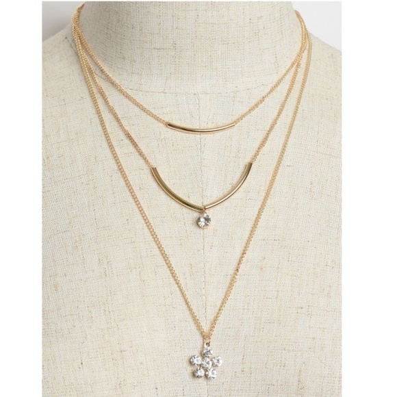 Jewelry - 🆕 3 Layer Gold & Rhinestone Necklace